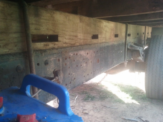 ขายโตโยต้า 85 แรง รถใช้งานปกติ กำลังจะทำสี เปลี่ยนใจขายถูกๆเลยครับ