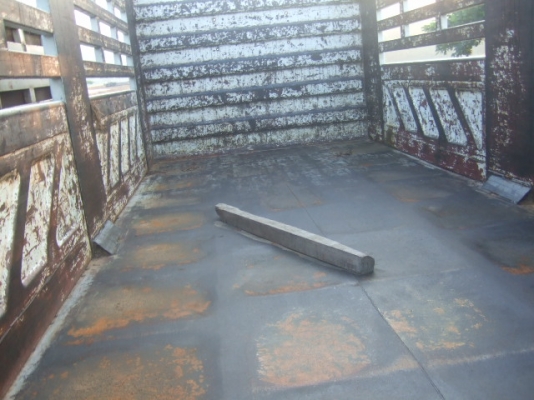 ขายลูกพ่วงดั๊มพ์สามมิตร