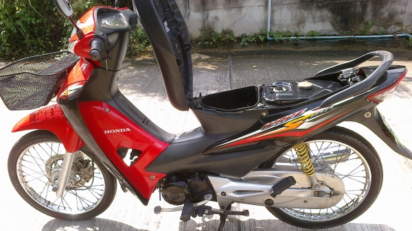 HONDA 100 HONDA 100