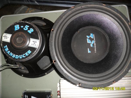 ขาย เครื่องเสียงติดรถยนต์ ทั้งหมด 13000 บาท T.088-875-9838 K.ae