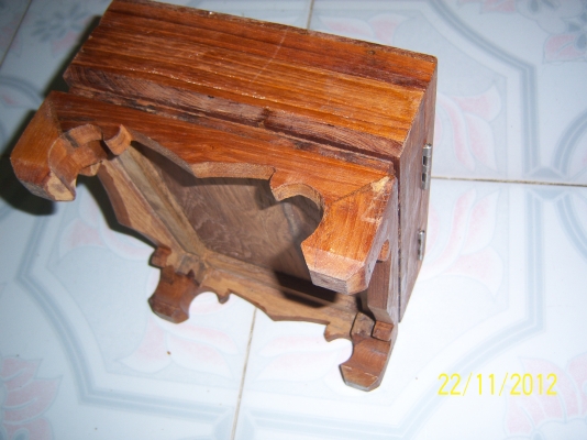 หีบไม้สัก