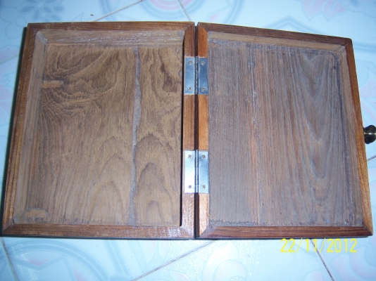 หีบไม้สัก