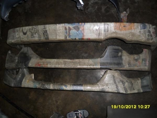 ขาย สเกริ์ต nonda civic FD mugen งาน ABS มี1ชุด สวยๆคุ้มๆ ชุดละ 5000 บาท T.088-875-9838 K.ae