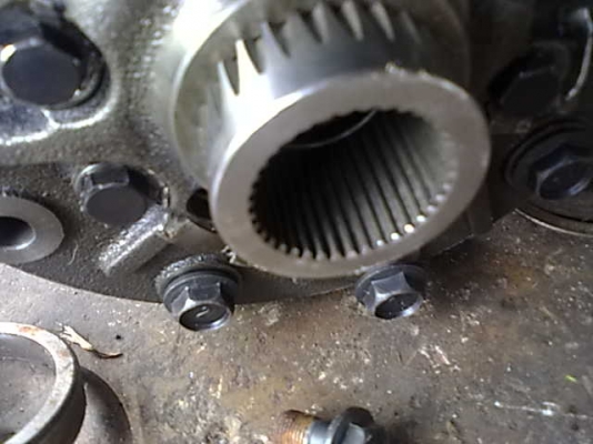 ขายดิ๊ฟล๊อค เพลาท้ายรถ  นิสสันซาฟารี sd33