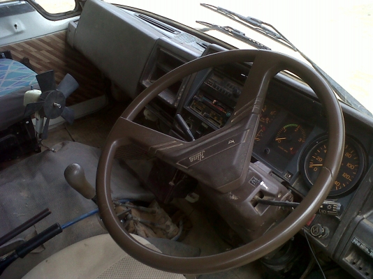 ...ขายสิบล้อฮีโน่สองเพลารุ่น KT725