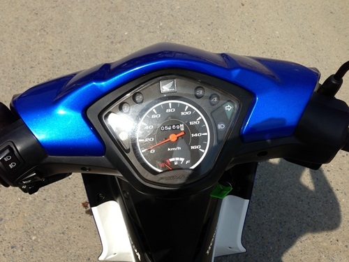 ขายhonda wave110i สีน้ำเงินปี2555