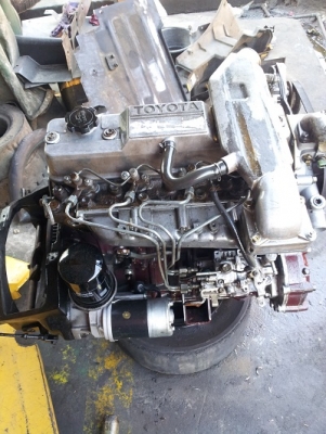 2Z TOYOTA  เครื่องยนต์ DIESEL  FORKLIFT แท้พร้อมใช้งาน