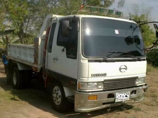 HINO FD 195 HP HO7D หกล้อดั๊มพ์ สมอเงิน สภาพอย่างสวย กระบะดั๊มพ์เหล็ก 6 ตันยิงหน้า ภายในเก๋งคอนโซลสวยครบ แอร์เย็น พ.เพาเวอร์ ก.ไฟฟ้า เบรคทริ๊ปฟี้ ช่วงล่างคัชซีสวย ยาง 8.25 ขอบ 16 สภาพดี 70\% พร้อมบรรทุกพร้อมใช้งาน เอกสารทะเบียนภาษีครบไม่มีขาดพร้อมโอน ราคาต