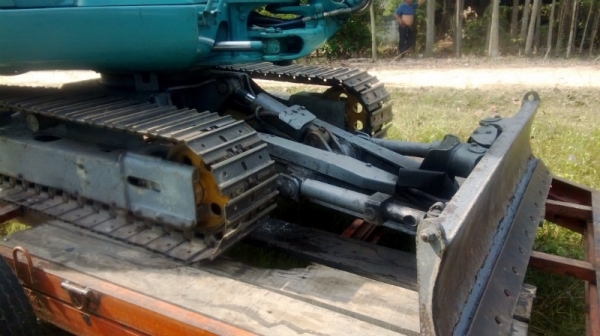 ขาย KOMUTSU PC30 รุ่น 7