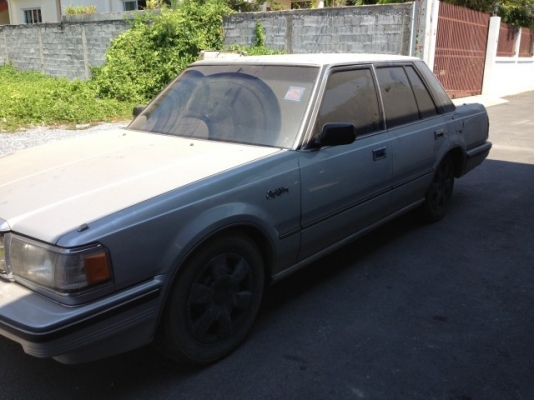 ขาย toyota crown 4ประตู แต่งvip มีแม๊กแถม