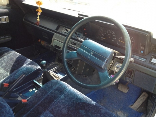 ขาย toyota crown 4ประตู แต่งvip มีแม๊กแถม