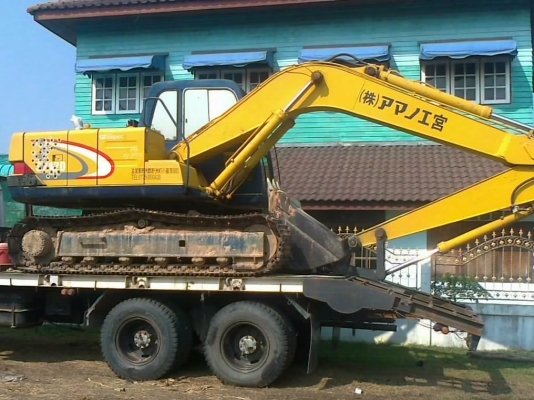 KOBELCO MARK III SK-120 สภาพรถเก่านอกเลยครับ มีเอกสารใบอินวอยซ์ครบพร้อม ภายในเก๋งแอร์เย็น ไฟฟ้าหน้าจอเต็มครบไม่มีขาด ช่วงล่างเต็มพร้อมทำงานได้เลย ราคาต่อรองได้นะครับ