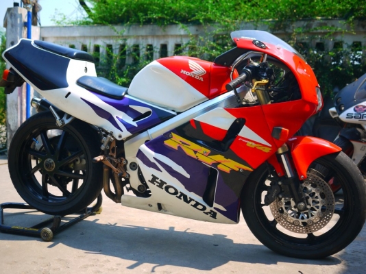 ขาย RVF Nc35 รถแท้ทะเบียนแท้ๆ ราคา160000 สนใจติดต่อ0803355484