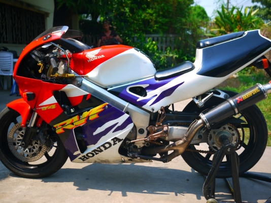 ขาย RVF Nc35 รถแท้ทะเบียนแท้ๆ ราคา160000 สนใจติดต่อ0803355484