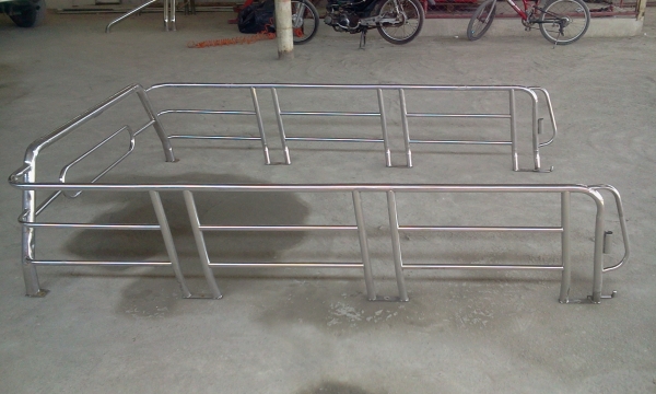 ขายคอกสแตนเลส