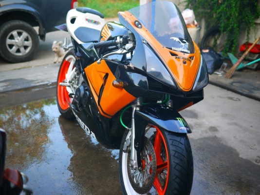 ขาย Nc30 พร้อมทะเบียนแท้ ท่อสูตร ราคา85000 โทร 0803355484