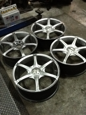 ขายแม็กขอบ 18 5รู100/114 กว้าง 7.5 ET45 ครบชุด 4วง