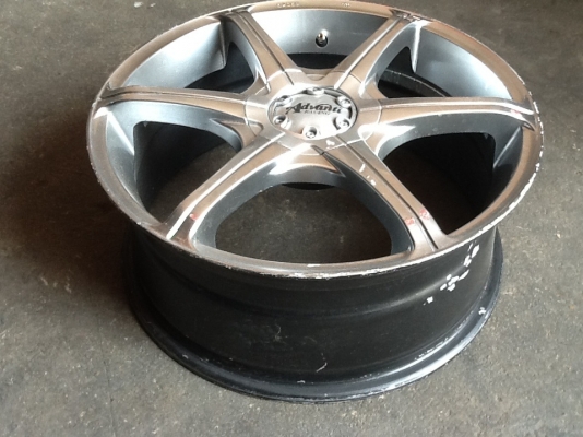 ขายแม็กขอบ 18 5รู100/114 กว้าง 7.5 ET45 ครบชุด 4วง