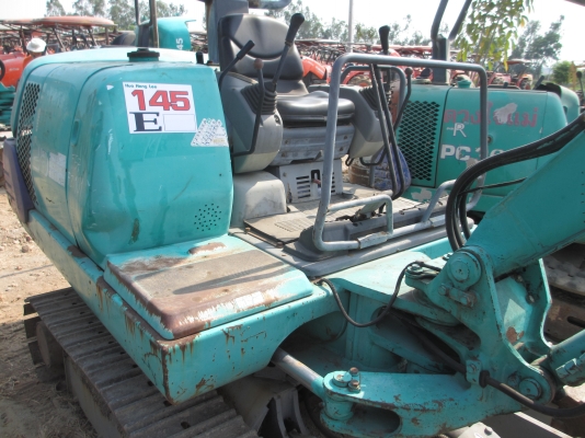 KOMATSU PC25-1  เก่านอก เอวแน่น ปั็มแรง สภาพพร้อมใช้ สุดๆเอาไปแบ่งกันใช้ได้เลยครับ   น้องร็อค จัดหั้ย สนใจโทร สอบถามได้ 081-8535656