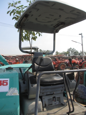 KOMATSU PC25-1  เก่านอก เอวแน่น ปั็มแรง สภาพพร้อมใช้ สุดๆเอาไปแบ่งกันใช้ได้เลยครับ   น้องร็อค จัดหั้ย สนใจโทร สอบถามได้ 081-8535656