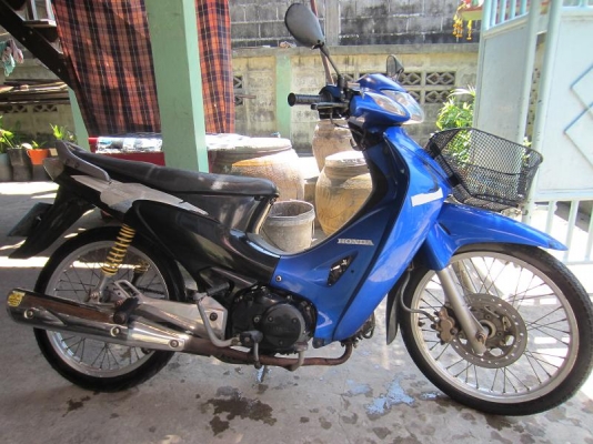 wave 125 ขาย 13500 ครับ