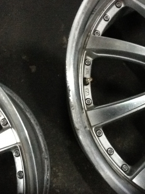 ขายแม็กขอบ 20 5รู114 กว้าง 8.5 ครบชุด 4วง