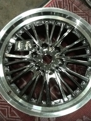 ขายแม็กขอบ 20 กว้าง9 ET25 6รู มีแค่คู่เดียว