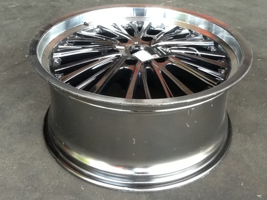 ขายแม็กขอบ 20 กว้าง9 ET25 6รู มีแค่คู่เดียว