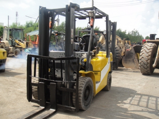 ขายรถฟอร์คลิฟท์ TCM FD25T6 สภาพดี สนใจติดต่อคุณรัตนศักดิ์ โทร.081-7621704