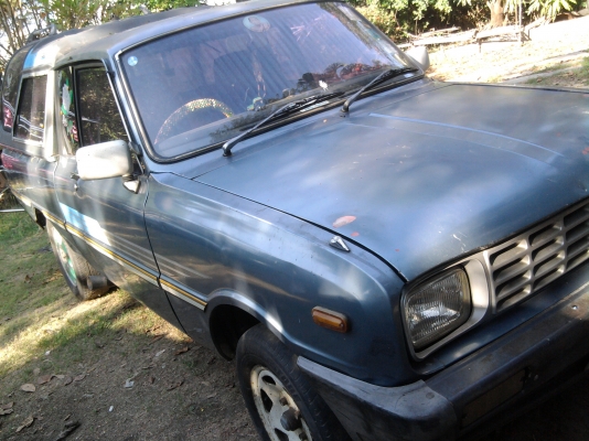 ขาย มาสด้าแฟมิเลียแคปเล็กครับ 0891347860 ธวัช แก้วสินชัย