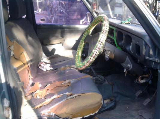 ขาย มาสด้าแฟมิเลียแคปเล็กครับ 0891347860 ธวัช แก้วสินชัย