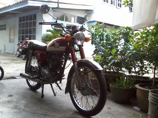 -ขาย CB 100 ทะเบียน โอน ชื่อ ผมเอง สนใจติดต่อ 0870690725 ราคาคุยกันได้ คับ