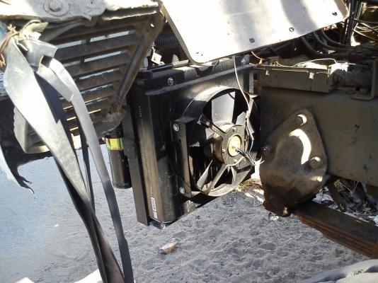ขายหัวลากISUZU 240 พร้อมหาง12เมตร พื้นเรียบ2เพลา อู่นครปฐม