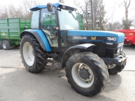 รถไถนิวฮอลแลนด์ 7840