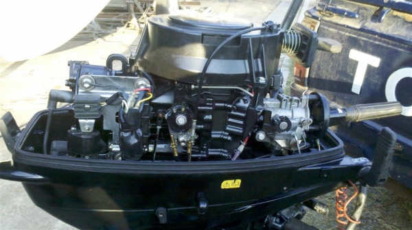 Suzuki DT30 2สูบ1คาร์บู สตาร์ทไฟฟ้า สภาพเกือบใหม่ ขาย 50000 บาท