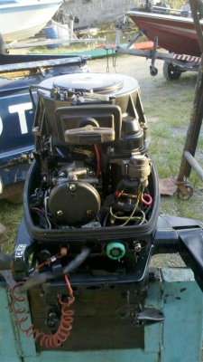 Suzuki DT30 2สูบ1คาร์บู สตาร์ทไฟฟ้า สภาพเกือบใหม่ ขาย 50000 บาท