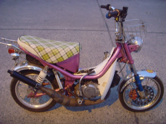 ชิปปี้สีชมพูแจ่มๆสักคัน เครื่องโนวา อาร์เอส ท่อสูตร