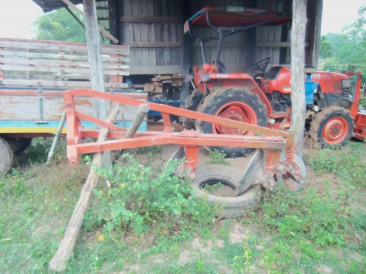 คูโบต้า L2808 4WD ใบมีดดันหน้า ผาน4x22 ทะเบียนพร้อมโอน