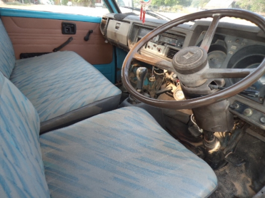 ขาย2คันควบราคาถูกๆรถ6ล้ออีซูซุKSยกหัวได้ และ4ล้อกลาง สภาพดีทั้งสองคัน