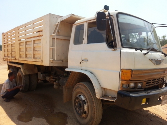 ขายด่วน HINO FM17สองเพลาดั้มสภาพพร้อมใช้งานสุดๆคัชซีสายจัดรถมือเดียวจากห้างโทร0801515451 0811838154