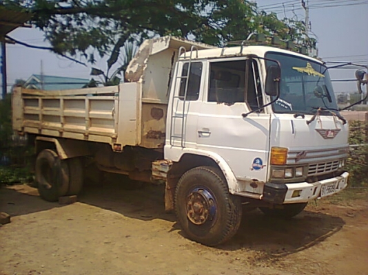 ขาย 6 ล้อดั้ม KR360 ยาง 900 เครื่อง HO6C หัว F18 แอร์เย็น เฟืองท้าย FUSO คัสซีสวย ยางเต็ม ทะเบียนพร้อมโอน