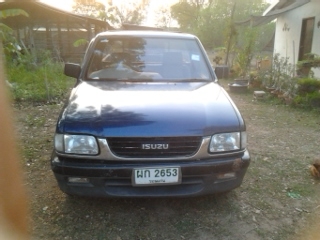 ขายIsuzu Dragon ตอนเดียวปี 99 เครื่อง2.5 turboประหยัดมาก0821142796
