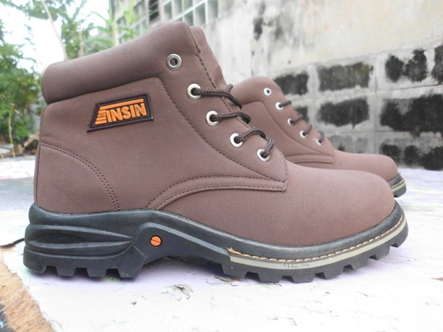 ร้องเท้าใหม่ไว้ไส่ขับรถ399ทุกคู่คับ ร้องเท้าใหม่ไว้ไส่ขับรถ399ทุกคู่คับ