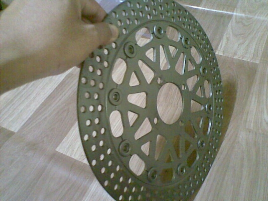 ขายจานโต 10 หมุด สภาพดี จานหนา ราคา 250 บาท พร้อมส่ง โทร 0831799040 โส