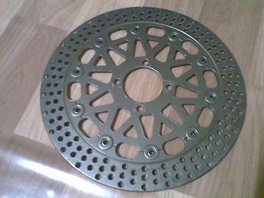 ขายจานโต 10 หมุด สภาพดี จานหนา ราคา 250 บาท พร้อมส่ง โทร 0831799040 โส