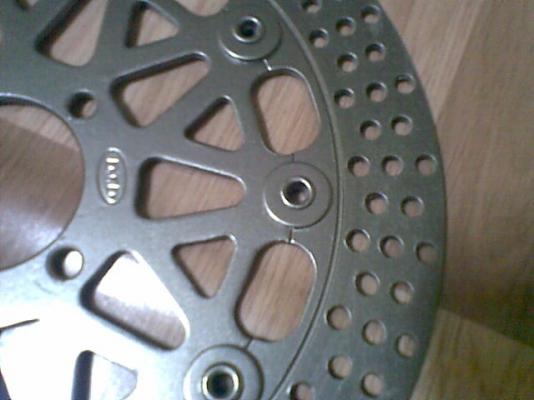 ขายจานโต 10 หมุด สภาพดี จานหนา ราคา 250 บาท พร้อมส่ง โทร 0831799040 โส