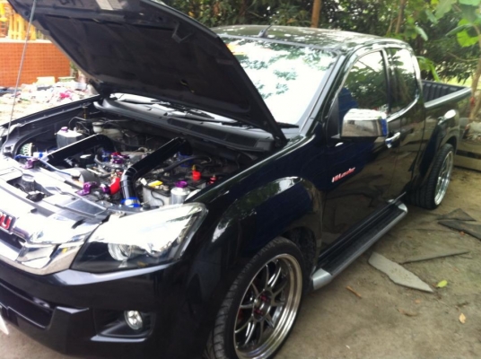 กล่องดันราง ยกหัวฉีก ปลดบูช ปลดคันเร่งไฟฟ้า ท่อสูตรเม้งซัง และ ม.เจริญท่อไอเสีย