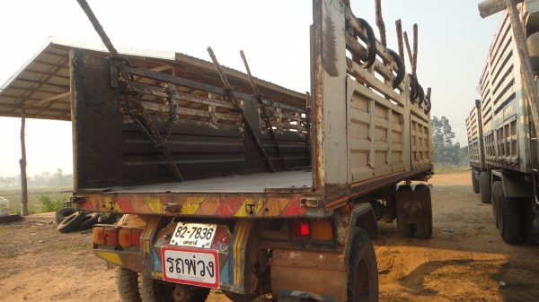 ขายรถพ่วง 18 ล้อ ขายรถพ่วง 18 ล้อ