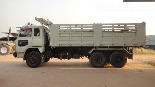 ขายรถพ่วง 18 ล้อ