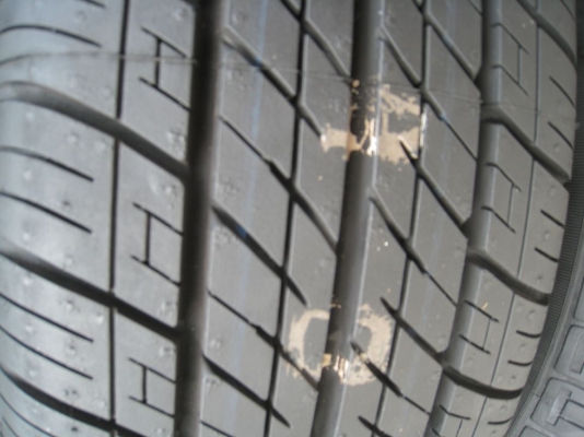 ขายกะทะล้อ toyota vios 14" 4/100 +ฝาครอบ+ยางปี13( 081-3747940 )